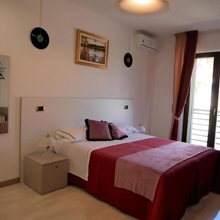Donna Nicla B&B Матера Экстерьер фото