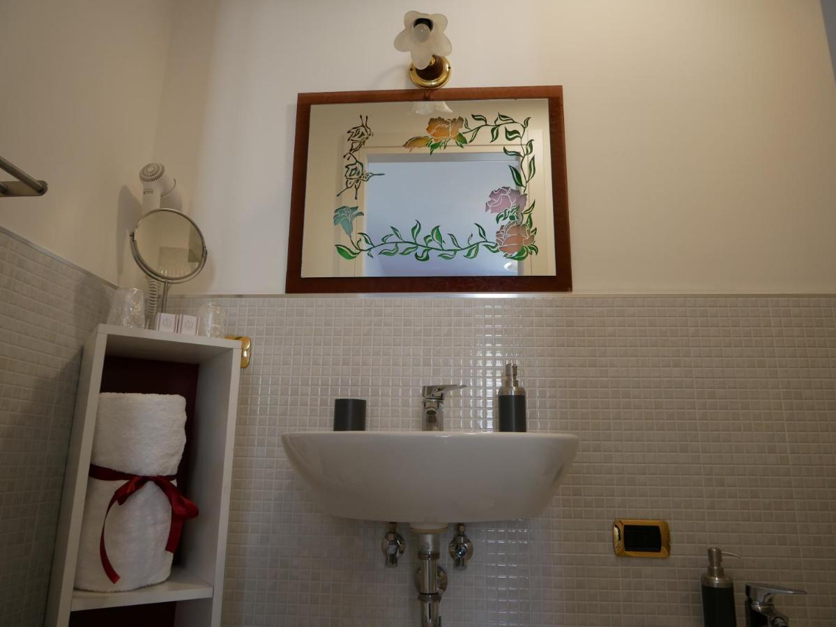 Donna Nicla B&B Матера Экстерьер фото
