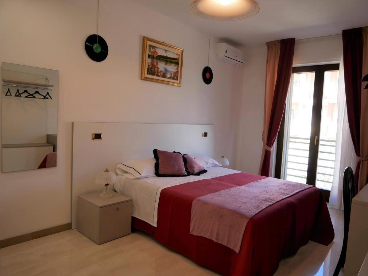 Donna Nicla B&B Матера Экстерьер фото