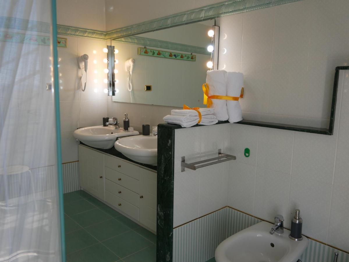 Donna Nicla B&B Матера Экстерьер фото